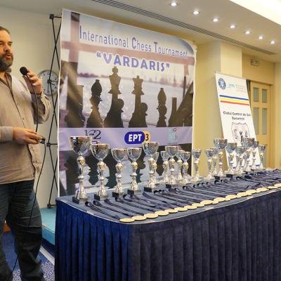 Vardaris Chess Images
